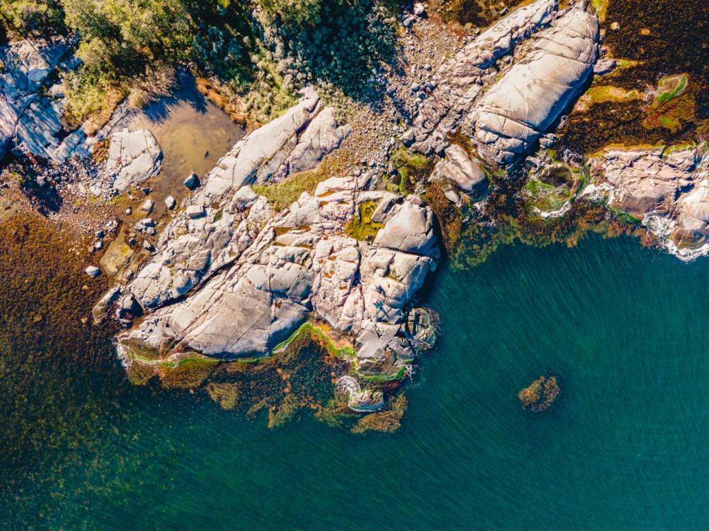 Dronem po Szwecji. Ogólne zasady i&nbsp;wskazówki.